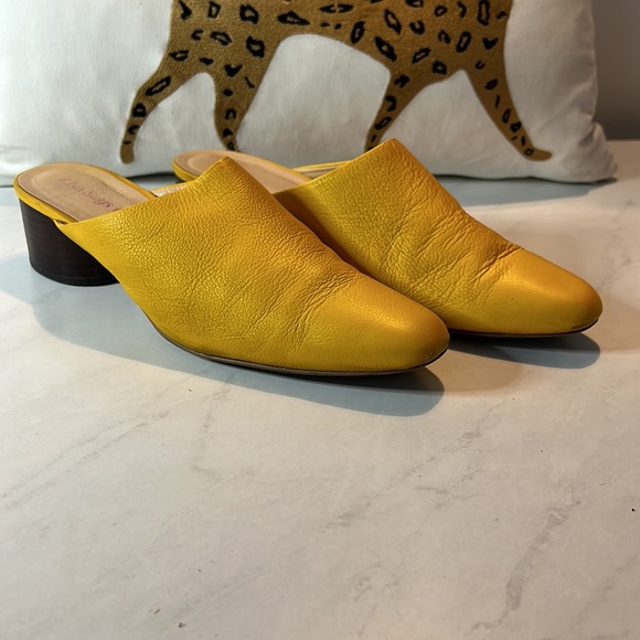 Lisa Says Gah 'Lou Mule’ Size 9 Canary Yellow - Picture 7 of 14